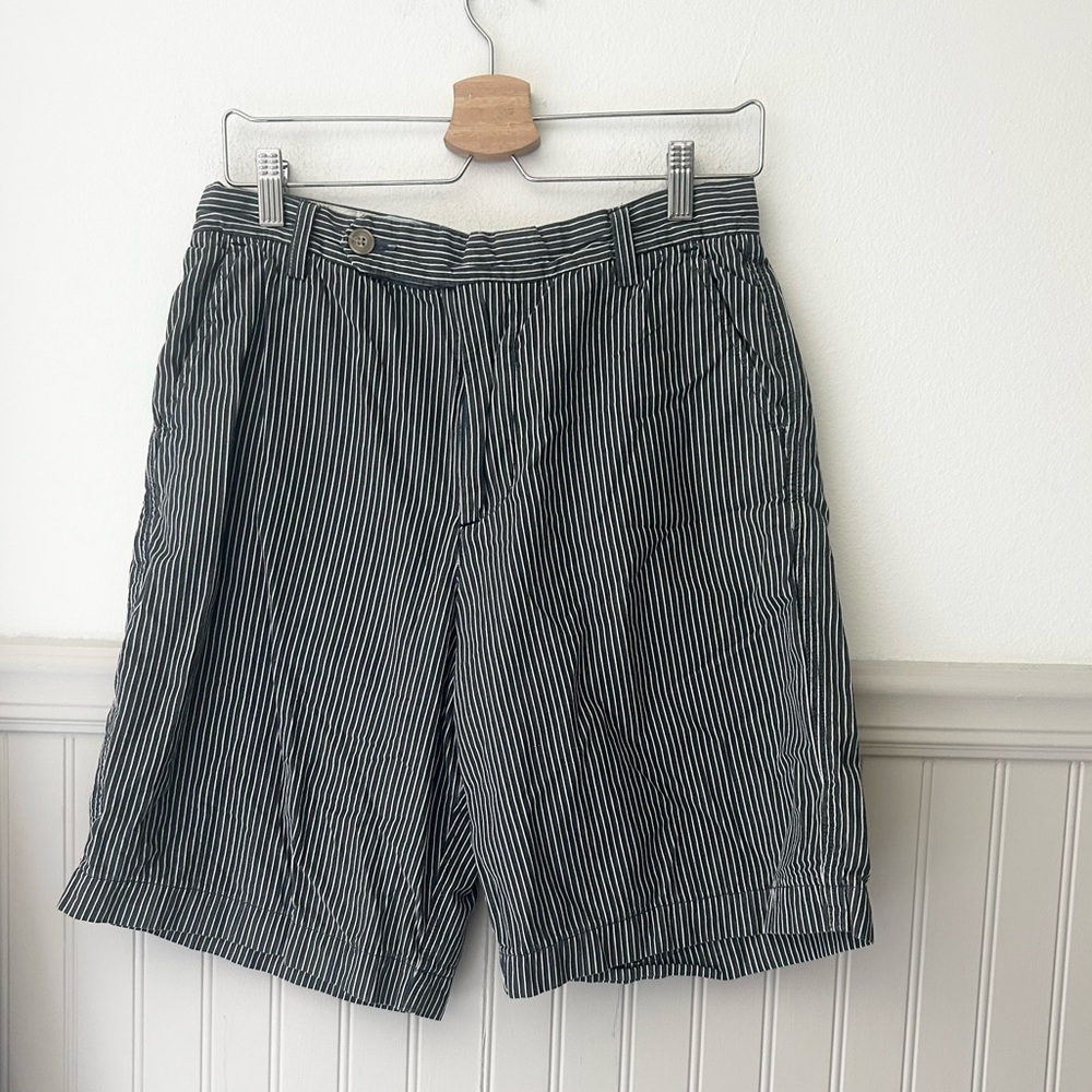 Y2K Hollister Men's 28 Gray and White Striped Cotton Shorts